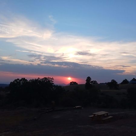 Campground At Sequoia Mountain Farms - Bring Your Own Tent Or Rv - No Bedrooms Or Beds Provided Miramonte エクステリア 写真