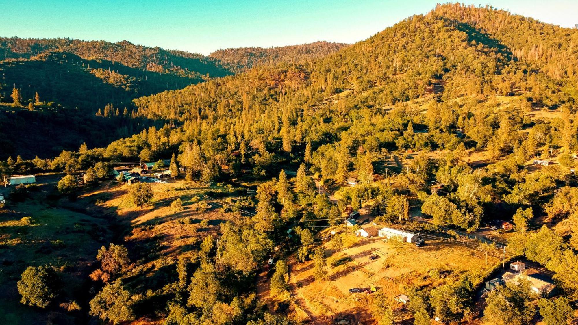 Campground At Sequoia Mountain Farms - Bring Your Own Tent Or Rv - No Bedrooms Or Beds Provided Miramonte エクステリア 写真