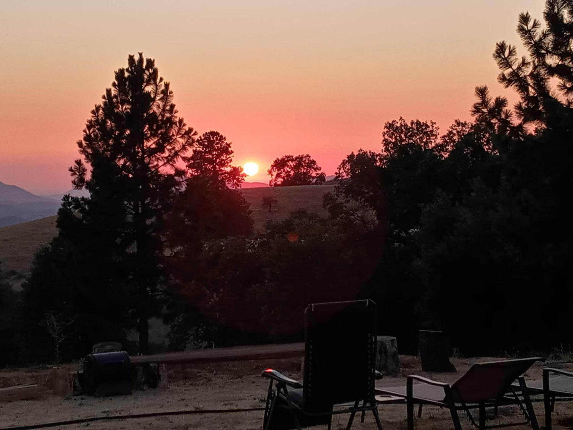 Campground At Sequoia Mountain Farms - Bring Your Own Tent Or Rv - No Bedrooms Or Beds Provided Miramonte エクステリア 写真